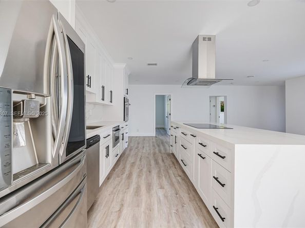 1830 NE 65th Ct, Fort Lauderdale FL 33308