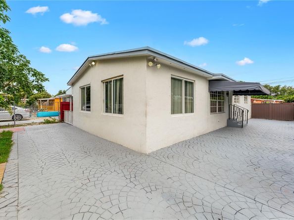 3150 NW 90th St, Miami FL 33147