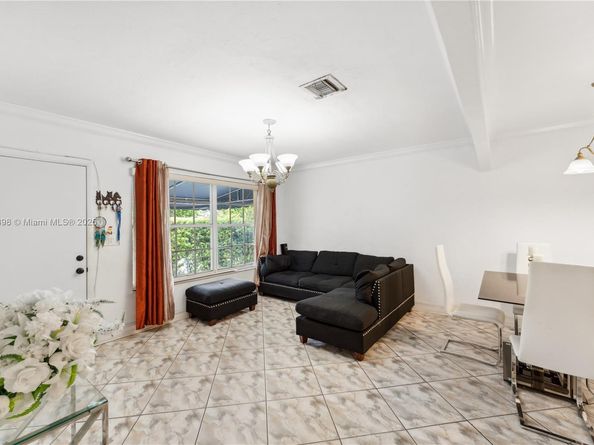 3150 NW 90th St, Miami FL 33147