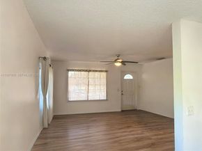 2671 NW 87th Ln, Sunrise FL 33322