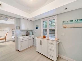 3980 Oaks Clubhouse Dr 409, Pompano Beach FL 33069