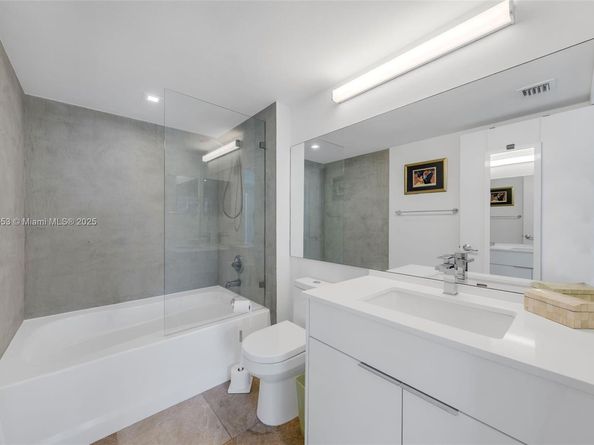 90 Alton Rd 2702, Miami Beach FL 33139