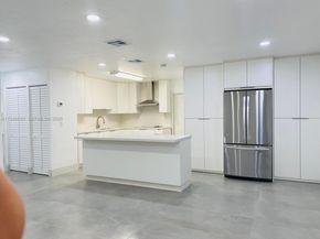 2820 NW 14th Ct, Fort Lauderdale FL 33311