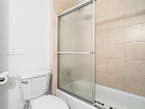 616 Briarwood Cir 144, Hollywood FL 33024
