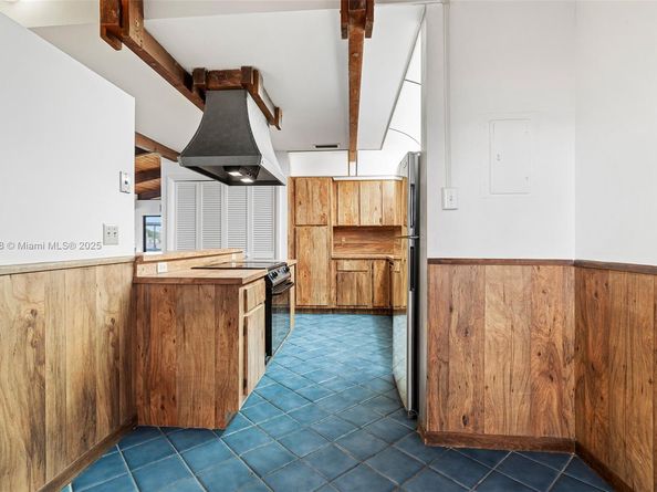 616 Briarwood Cir 144, Hollywood FL 33024