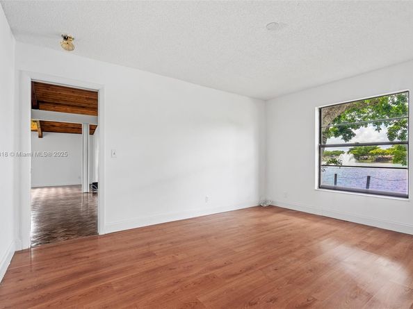616 Briarwood Cir 144, Hollywood FL 33024