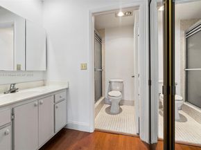 616 Briarwood Cir 144, Hollywood FL 33024