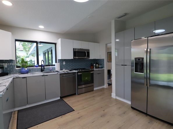 12001 SW 97th Ter, Miami FL 33186