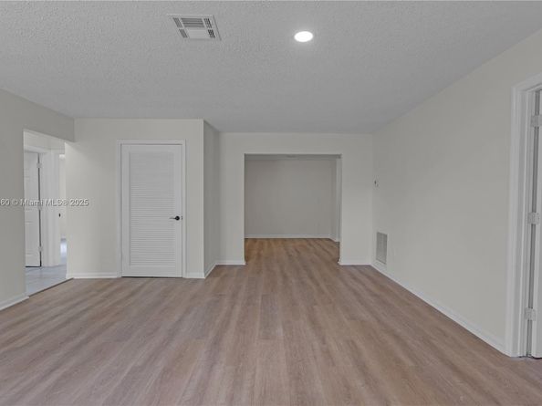 6420 Washington St, Hollywood FL 33023