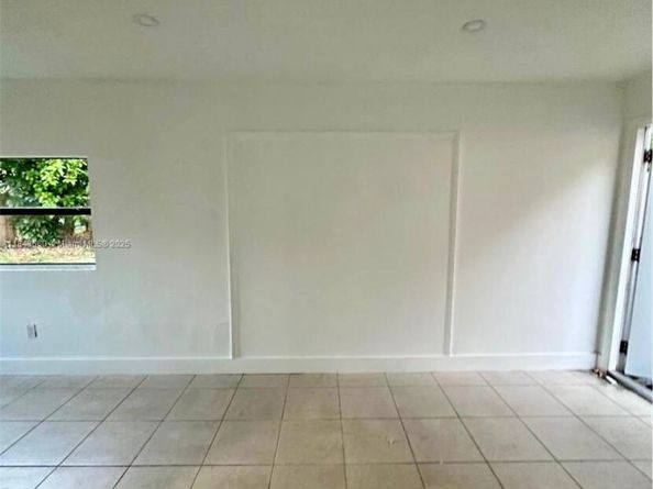 6420 Washington St, Hollywood FL 33023