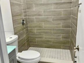 6420 Washington St, Hollywood FL 33023