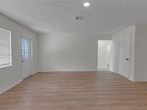 6420 Washington St, Hollywood FL 33023