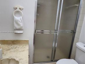 2821 Somerset Dr 400, Lauderdale Lakes FL 33311