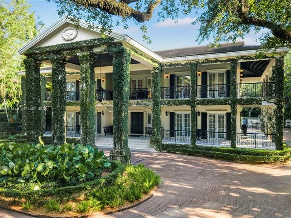 612 Sunset Dr, Coral Gables FL 33143