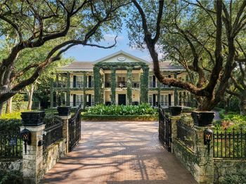 612 Sunset Dr