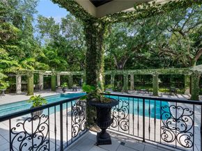 612 Sunset Dr, Coral Gables FL 33143