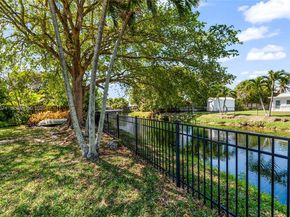 18044 SW 89th Pl, Palmetto Bay FL 33157