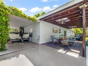 18044 SW 89th Pl, Palmetto Bay FL 33157