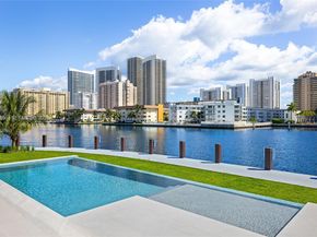 503 Palm Dr, Hallandale Beach FL 33009
