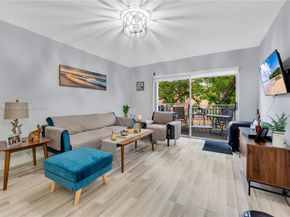 1200 SW 113th Ter 203, Pembroke Pines FL 33025