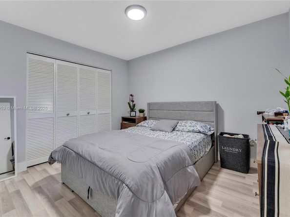 1200 SW 113th Ter 203, Pembroke Pines FL 33025