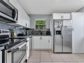 1200 SW 113th Ter 203, Pembroke Pines FL 33025