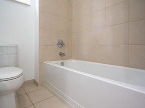 9776 W 34th Ave, Hialeah FL 33018