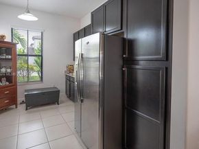 9776 W 34th Ave, Hialeah FL 33018