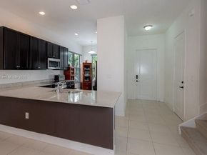 9776 W 34th Ave, Hialeah FL 33018