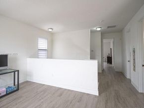 9776 W 34th Ave, Hialeah FL 33018
