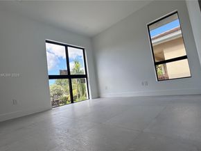 724 SW 8th Way 724, Fort Lauderdale FL 33315