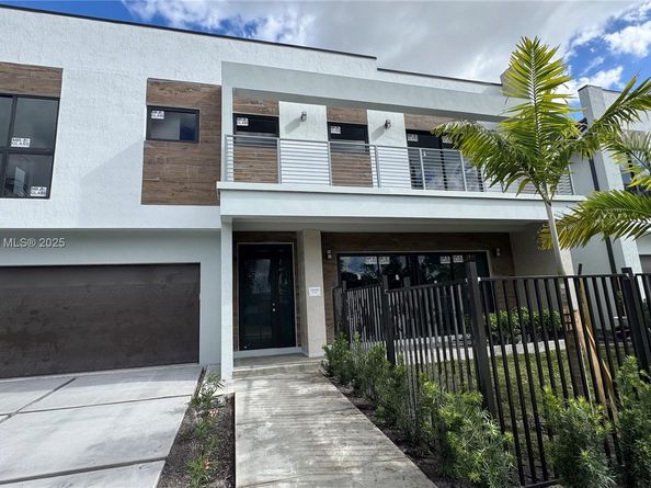 724 SW 8th Way 724, Fort Lauderdale FL 33315