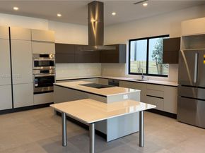 724 SW 8th Way 724, Fort Lauderdale FL 33315