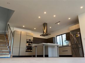 724 SW 8th Way 724, Fort Lauderdale FL 33315
