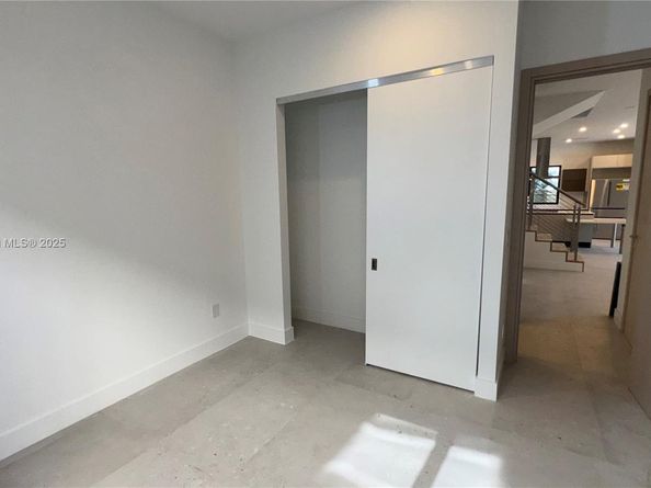 724 SW 8th Way 724, Fort Lauderdale FL 33315