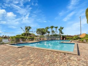 390 NW 86th Ct 803, Miami FL 33126