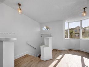 390 NW 86th Ct 803, Miami FL 33126