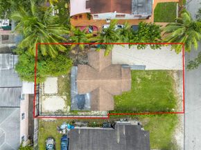 2443 NW 55th St, Miami FL 33142