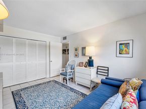 4800 Hillcrest Ln 514, Hollywood FL 33021