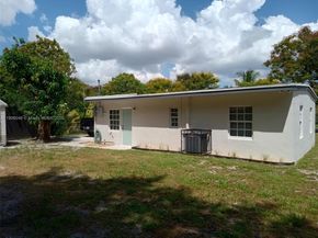 2310 W Bunche Park Dr, Miami Gardens FL 33054