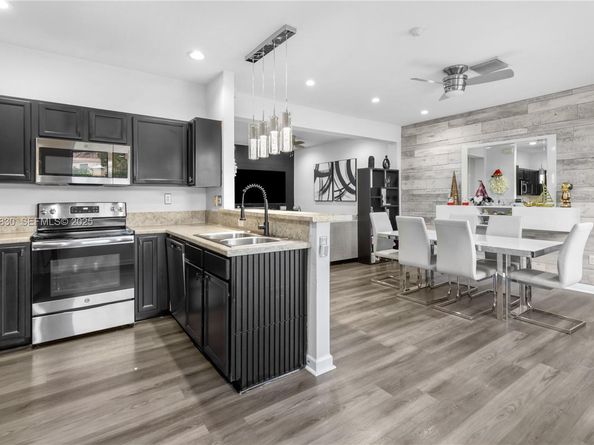 3337 W 91st Ter, Hialeah FL 33018