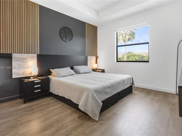 3337 W 91st Ter, Hialeah FL 33018