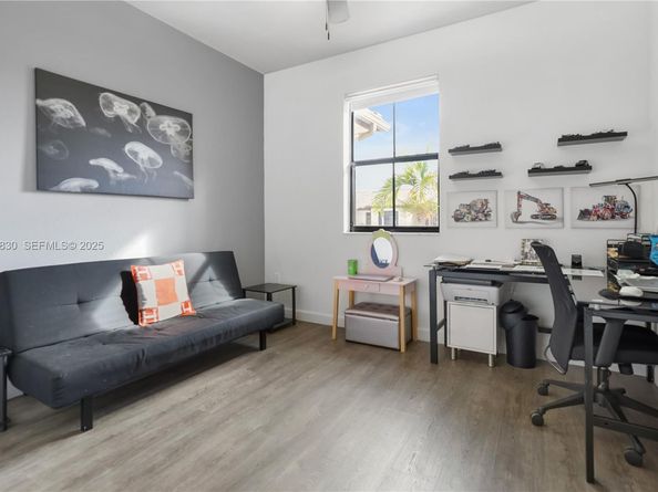 3337 W 91st Ter, Hialeah FL 33018