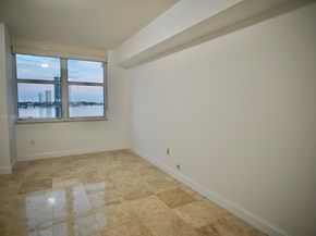 3330 NE 190th St 1112, Aventura FL 33180