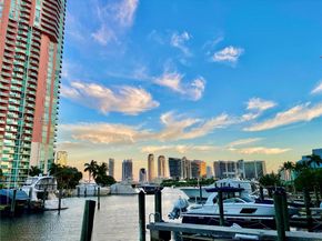 3330 NE 190th St 1112, Aventura FL 33180