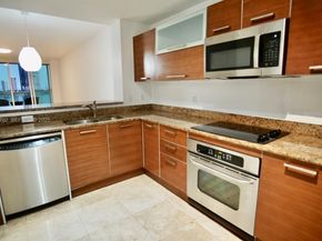 3330 NE 190th St 1112, Aventura FL 33180