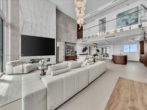 888 Biscayne Blvd PH 5704, Miami FL 33132