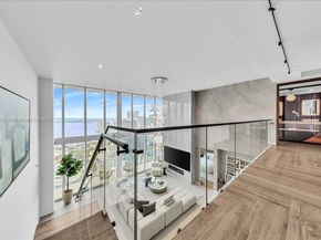 888 Biscayne Blvd PH 5704, Miami FL 33132