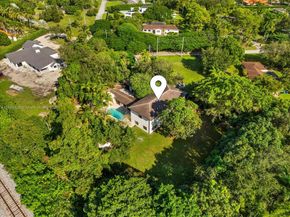 8501 SW 68th St Rd, Miami FL 33143
