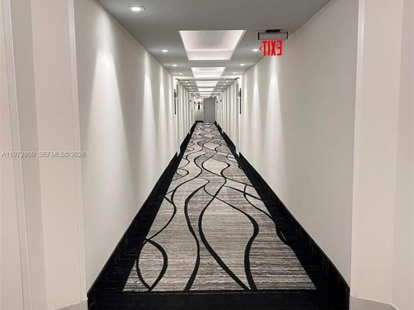 3180 S Ocean Dr 1418, Hallandale Beach FL 33009